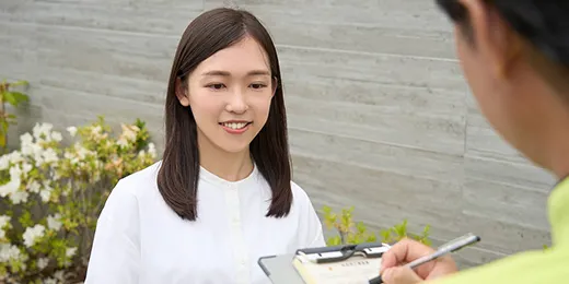 回収完了後に精算をする様子